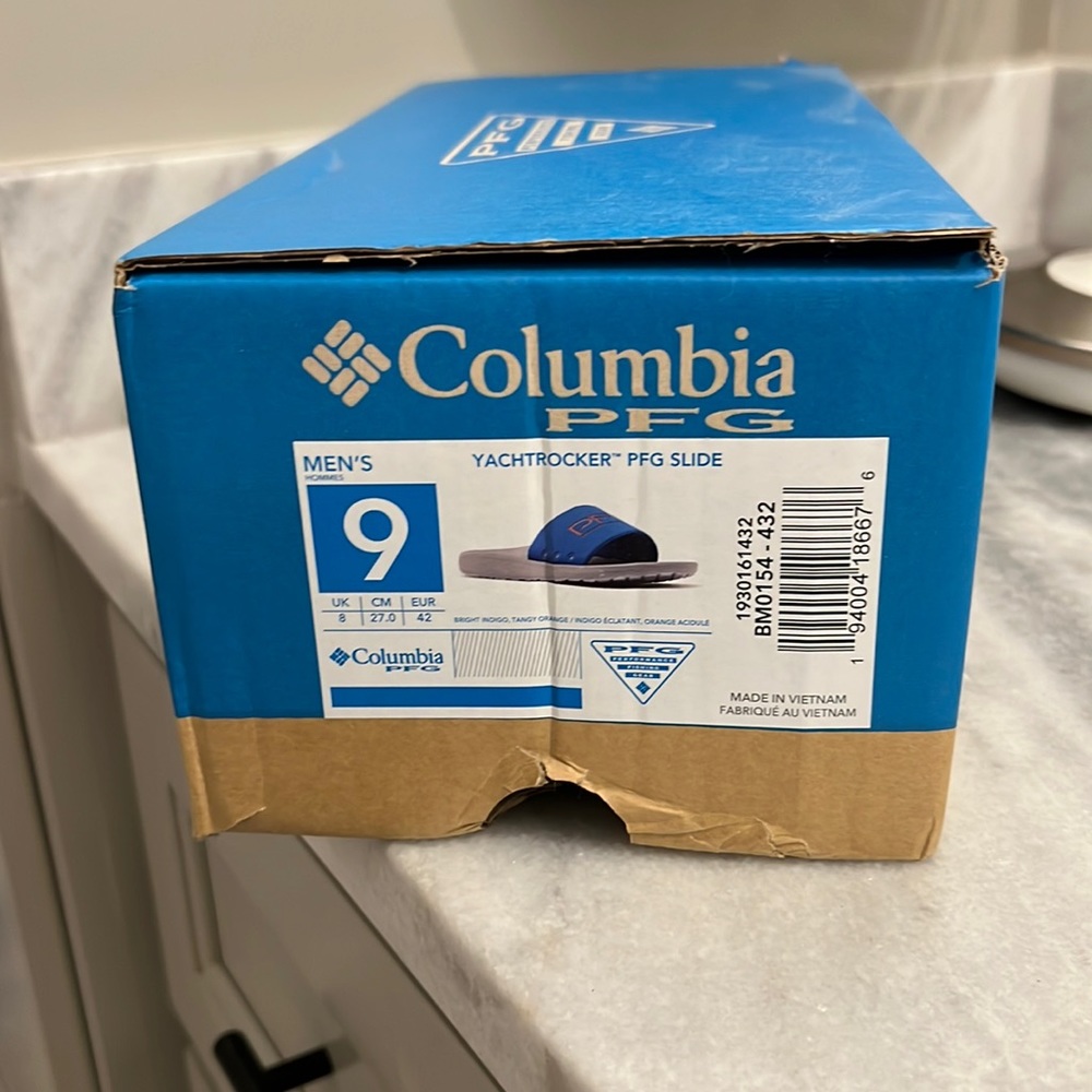 New in box! Columbia PFG Yachtrocker Slide